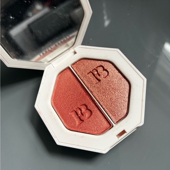 Fenty Beauty Blush/Highlight - Picture 3 of 3